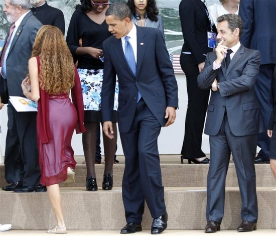 https://themalesupremacy.wordpress.com/wp-content/uploads/2013/11/49633-men-spend-43-minutes-a-day-staring-at-women-sarkozy-obama.jpg